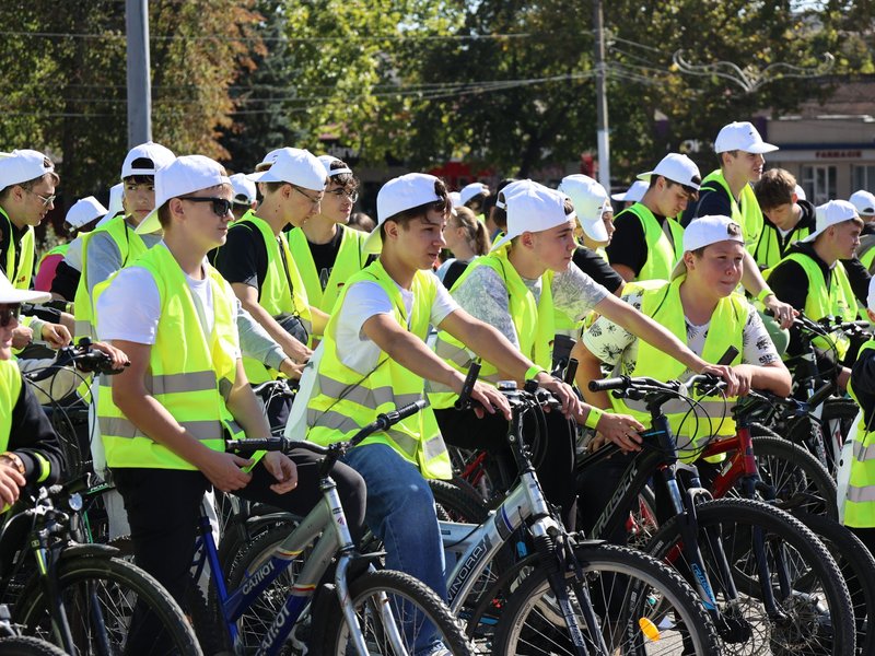 Tinerii din Soroca vor piste pentru biciclete și străzi mai sigure