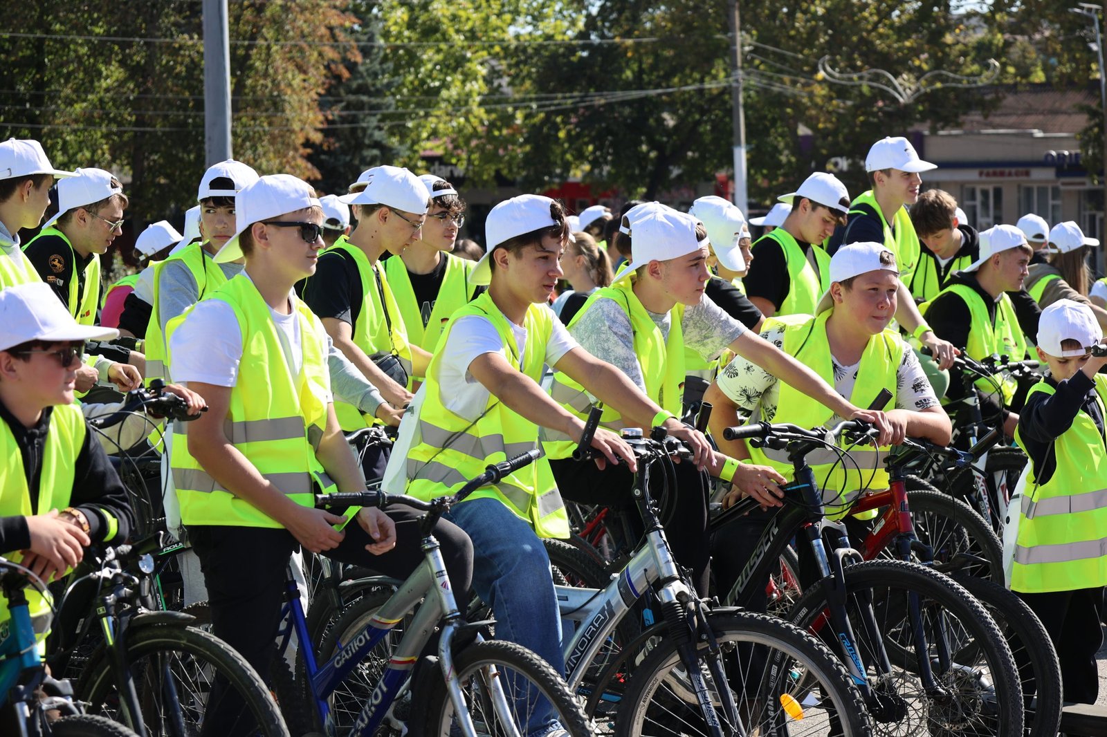 Tinerii din Soroca vor piste pentru biciclete și străzi mai sigure