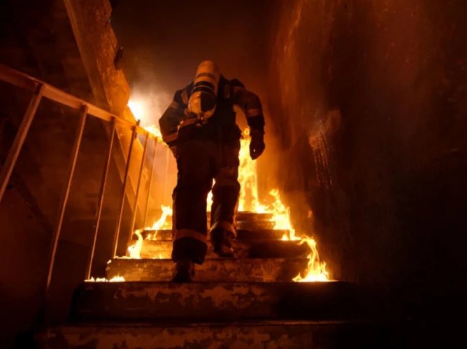 Incendii de vegetație în Franța: doi pompieri morți în apropiere de Bordeaux