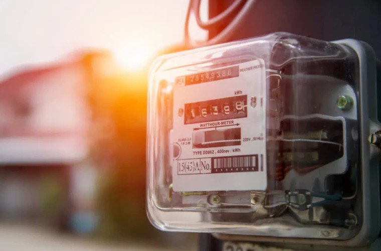 ANRE verifică facturile umflate după schimbarea contoarelor de energie