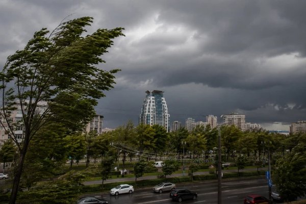 Avertizare meteorologică: Cod Galben de vânt puternic în Republica Moldova
