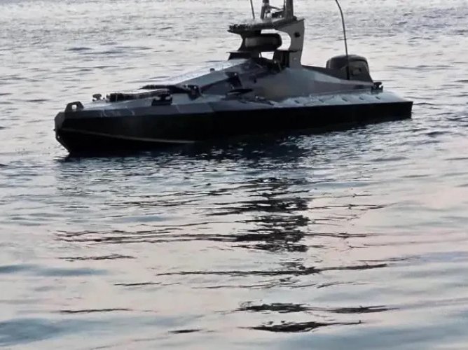 Incident cu dronă maritimă în apropierea platformei Neptun Deep: F-16 românesc a intervenit