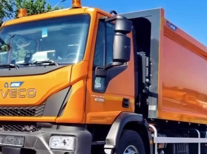 Chișinău își modernizează flota de colectare a deșeurilor cu o autospecială nouă