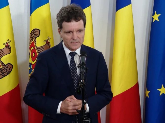 Nicușor Dan: România a cerut Ucrainei să permită trecerea navelor cu petrol kazah