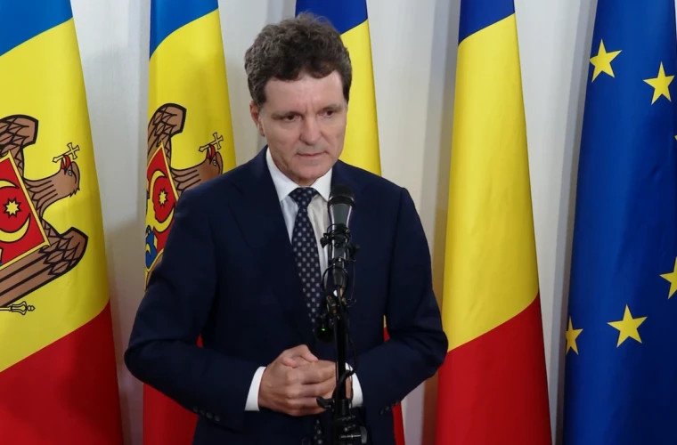 Nicușor Dan: România a cerut Ucrainei să permită trecerea navelor cu petrol kazah