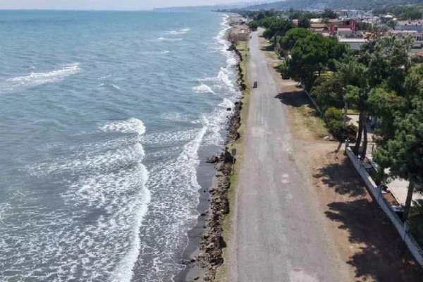 Turcia: eroziunea costieră amenință casele și drumurile din Samsun