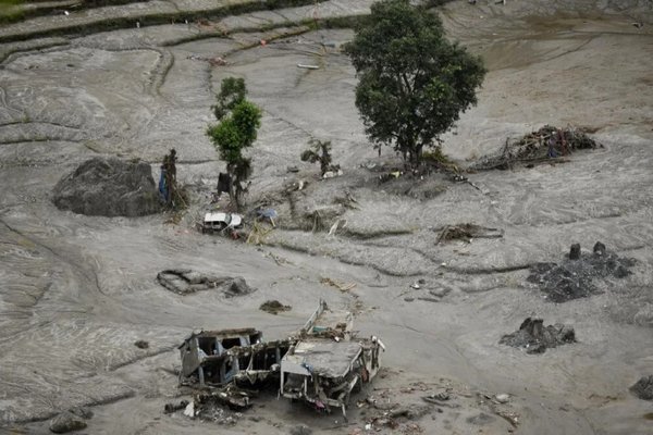 Nepal, confruntat cu bilanțul sever al inundațiilor: peste 1.300 de morți și mii de dispăruți