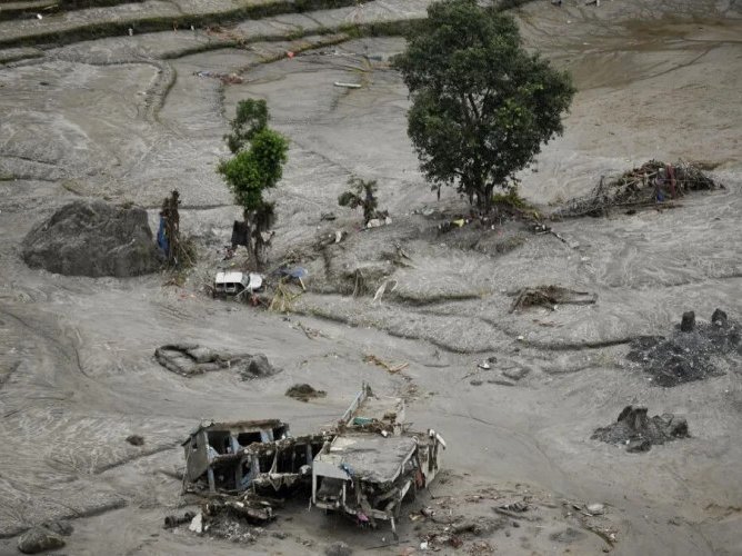 Nepal, confruntat cu bilanțul sever al inundațiilor: peste 1.300 de morți și mii de dispăruți