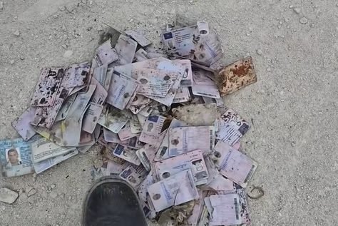 Permise de conducere expirate, găsite într-o gunoiște neautorizată din Porumbeni