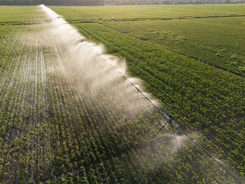 Moldova modernizează două sisteme de irigare cu fonduri UE și BERD