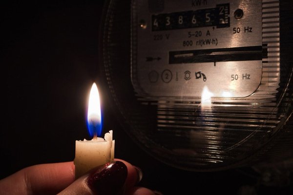 Criză energetică în Moldova: prețuri triple la energie și risc de deconectări