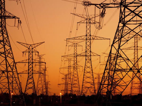 Alertă energetică: risc de deconectări în această seară, între 21:00 și 23:00
